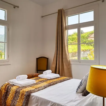 Os Ferreirinhos, A In Madeira São Jorge