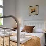 Os Ferreirinhos, A In Madeira *