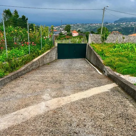 別荘 Os Ferreirinhos, A In Madeira